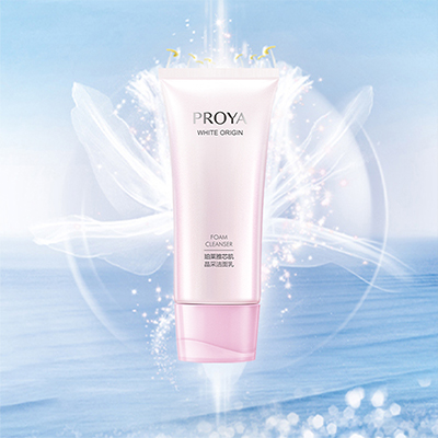 非凡国际芯肌晶采洁面乳